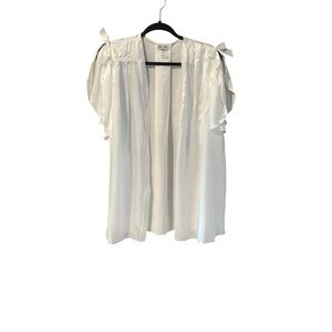Elegant White Women's Blouse with Ribbon Details